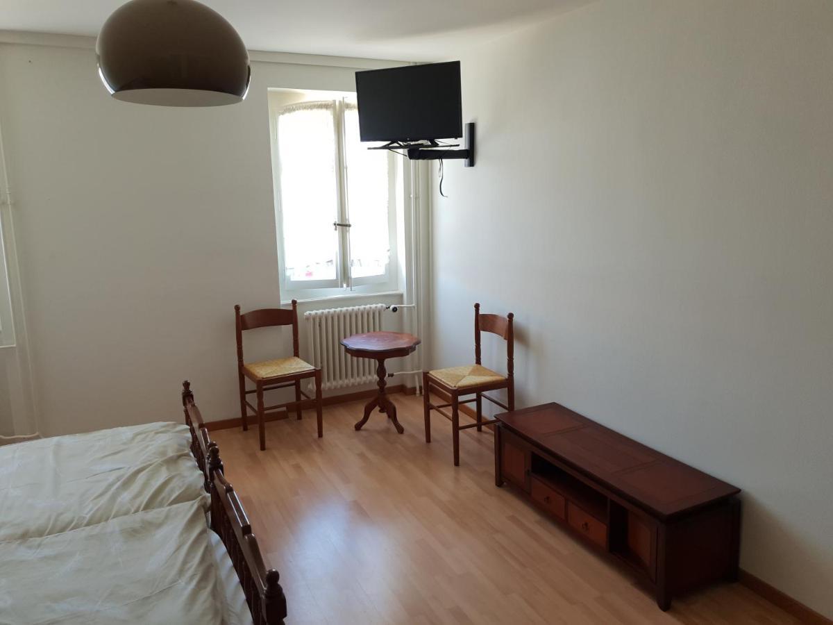 Auberge De Ballens Εξωτερικό φωτογραφία