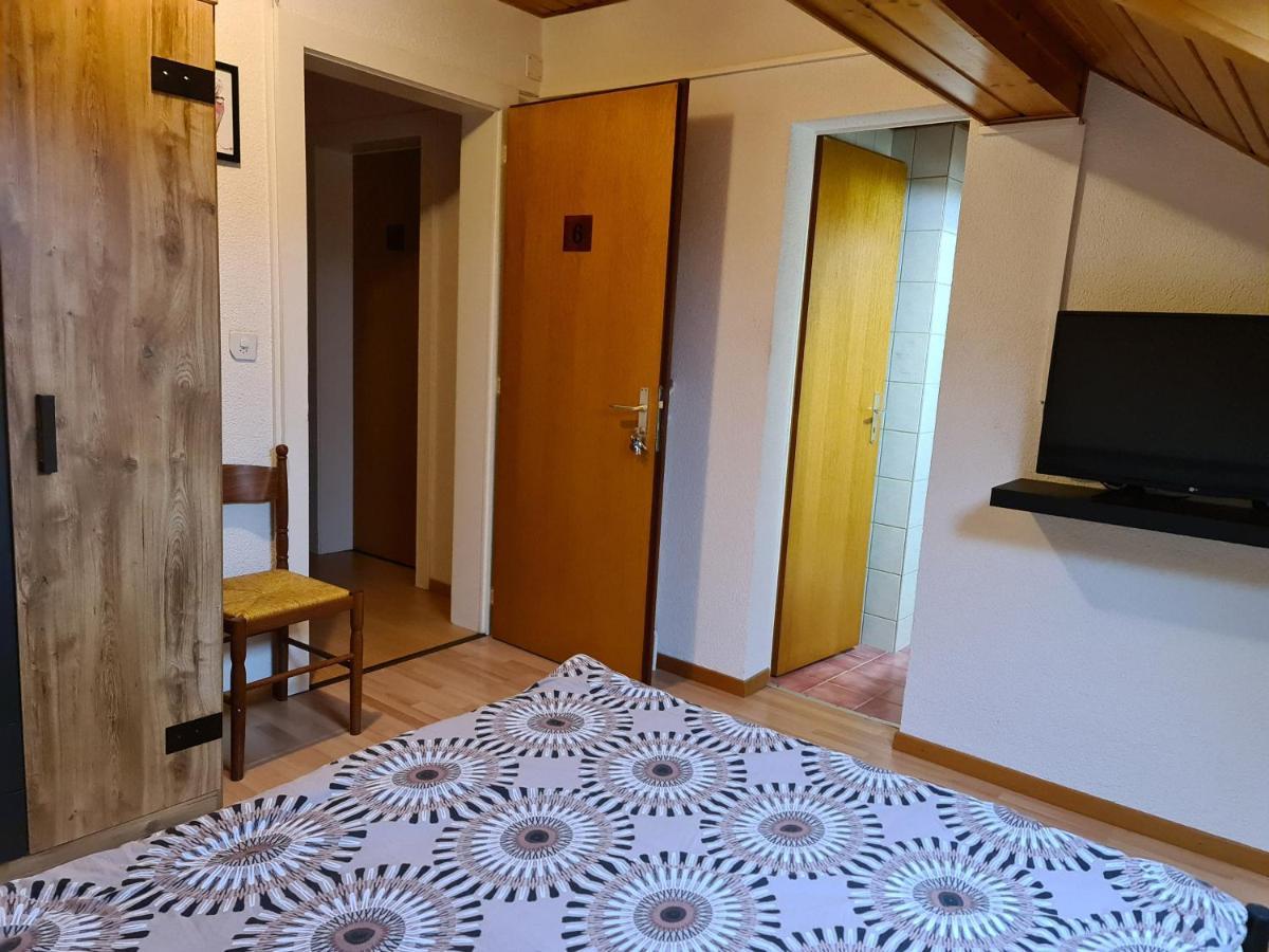 Auberge De Ballens Εξωτερικό φωτογραφία